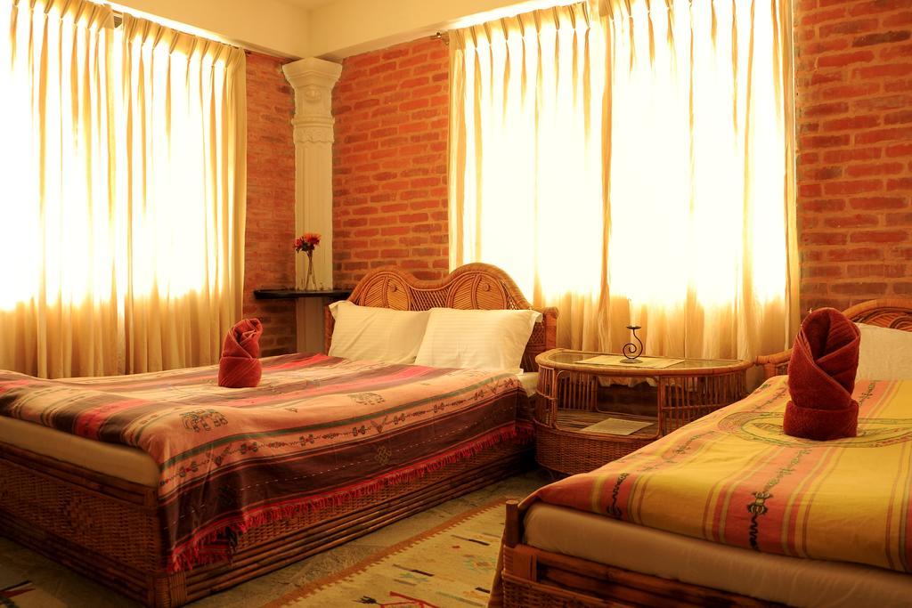 Peace Eye Guest House Pokhara Zimmer foto
