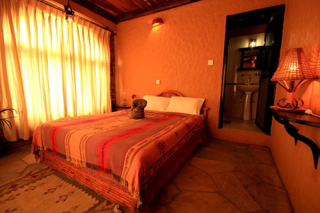 Peace Eye Guest House Pokhara Exterior foto