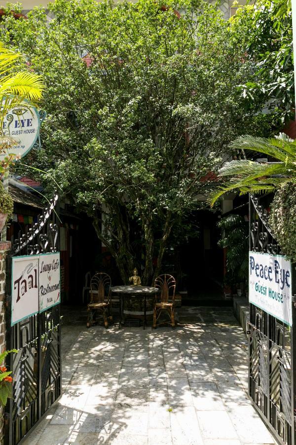 Peace Eye Guest House Pokhara Exterior foto